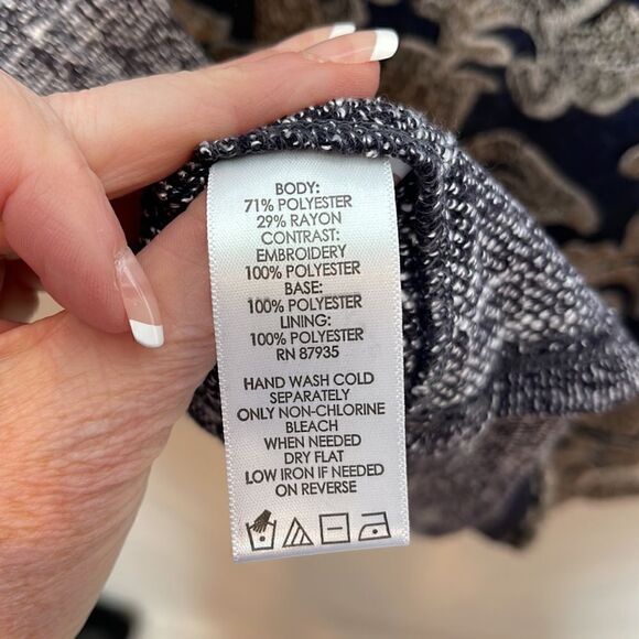 LOGO By Lori Goldstein Navy Blue Sequins Panel Back Tunic  Sweater. Size XS. - Picture 8 of 8